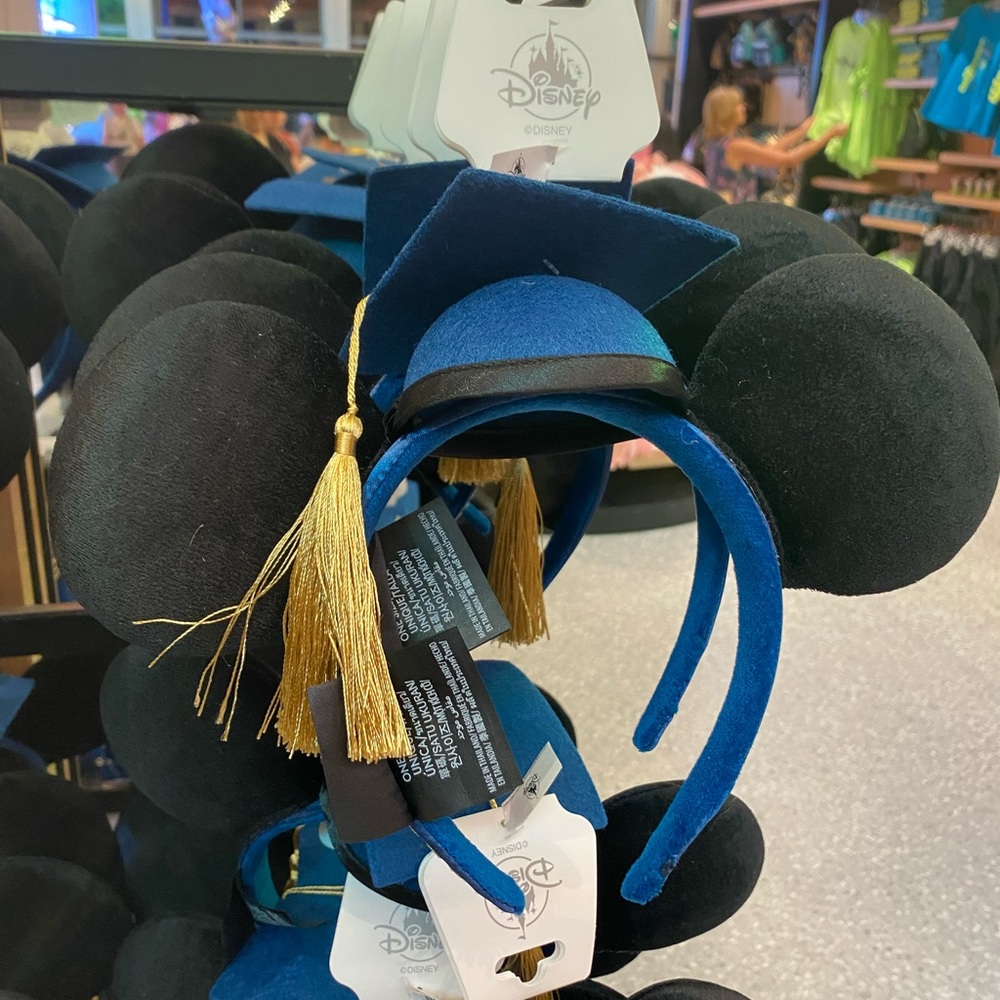 Disney Parks 2023 Graduation Mickey Ears Headband with tassel NWOT